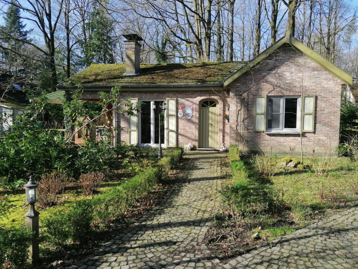 Rainbow Lodge Ursel Exterior photo